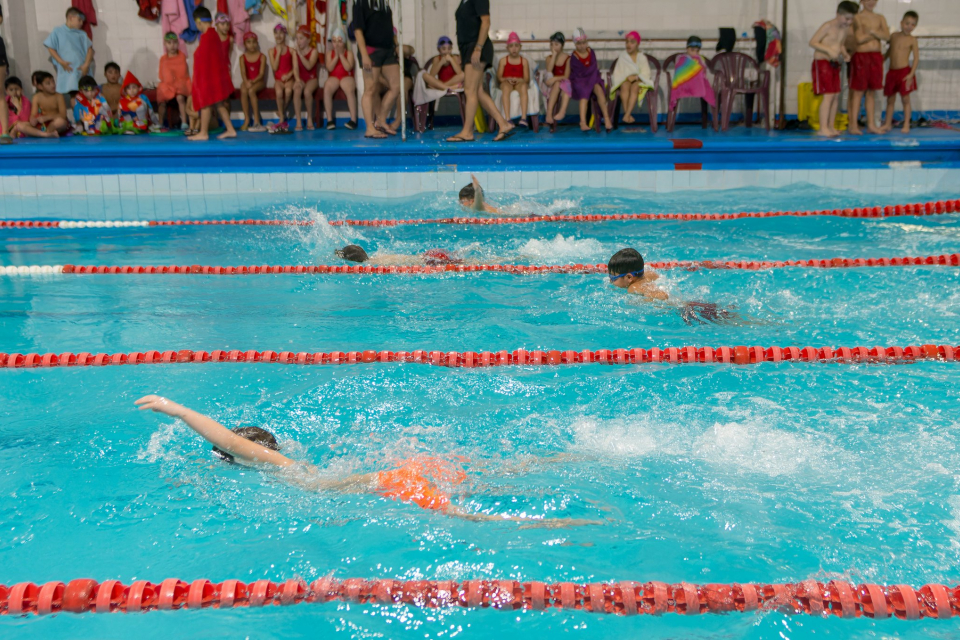 Natación CAIB: - Club Atlético Independiente de Burzaco